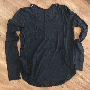 Lululemon Long Sleeved T-Shirt